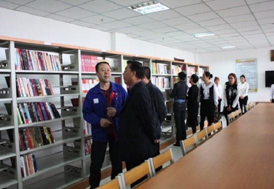 生活區(qū)-圖書室