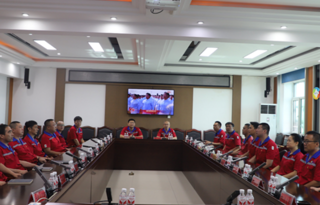 傳承紅色基因 凝聚奮進(jìn)力量|  寶泰隆集中觀(guān)看中國(guó)抗日戰(zhàn)爭(zhēng)暨世界反法西斯戰(zhàn)爭(zhēng)勝利 80 周年大會(huì)